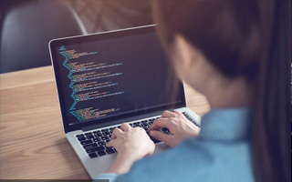蓬莱 api php源码,下载的php源码怎么运行呢？